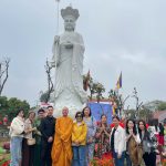 Một ngày cuối năm – Gieo duyên lành và hành trình hành hương